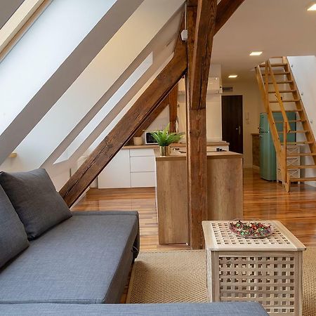Lazy Days Attic City Center Appartement Katowice Buitenkant foto